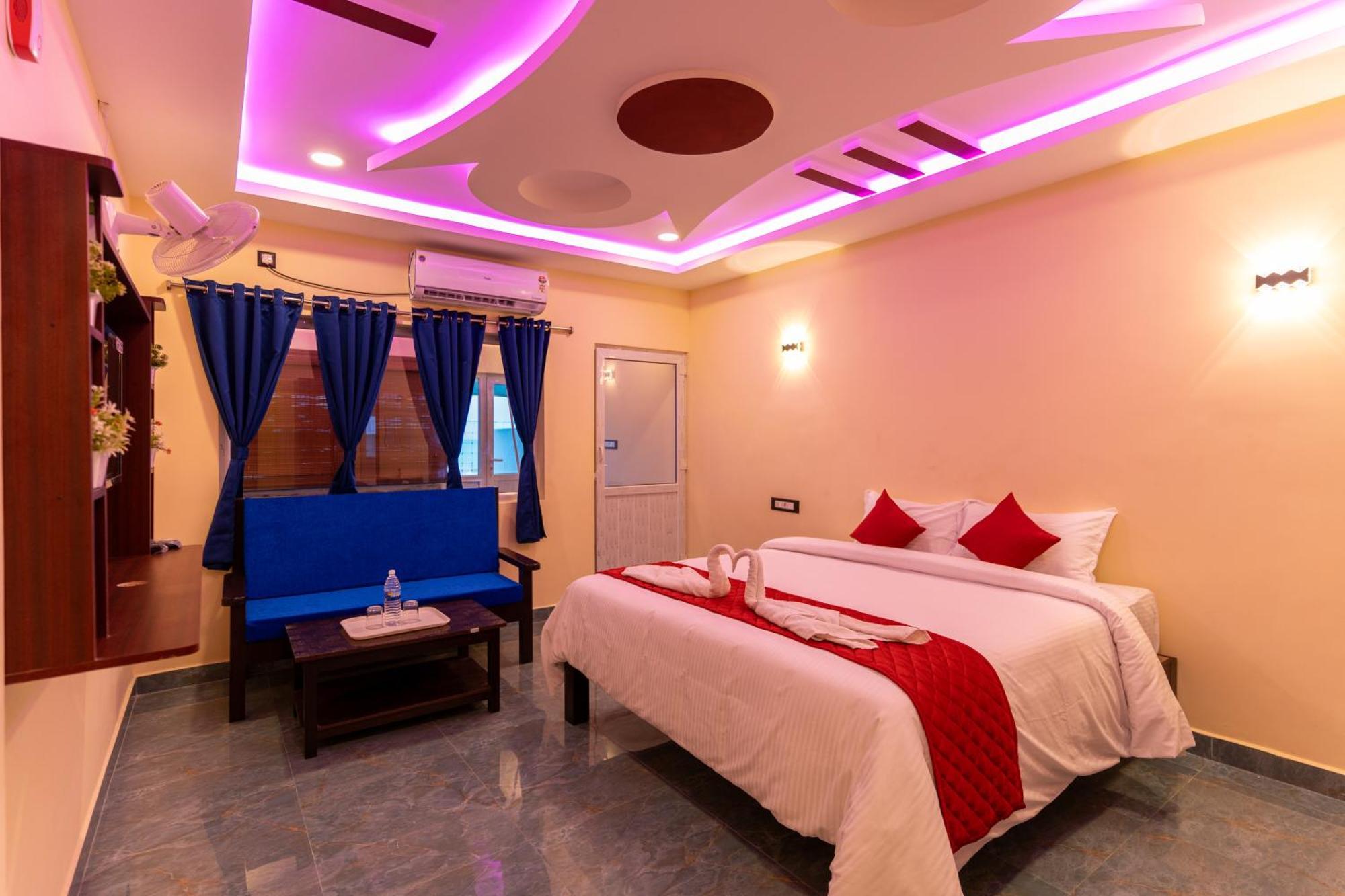 Auro Beach Resort Pondicherry Exteriör bild