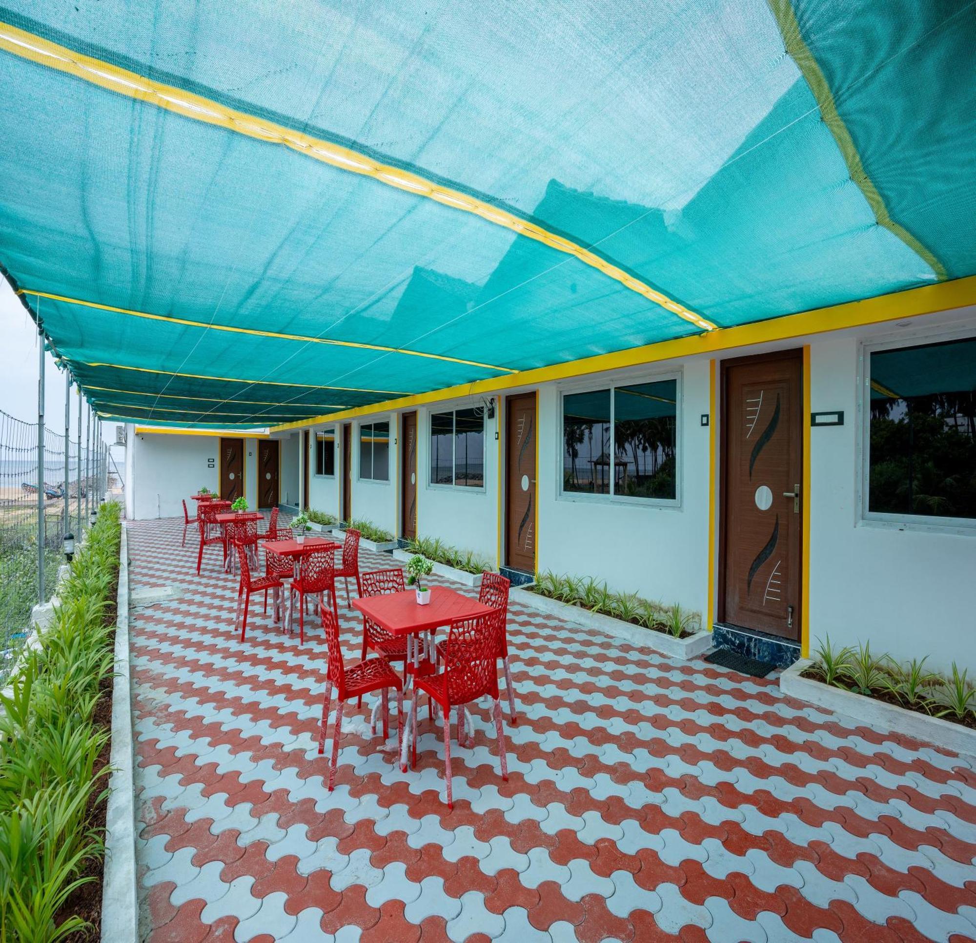 Auro Beach Resort Pondicherry Exteriör bild